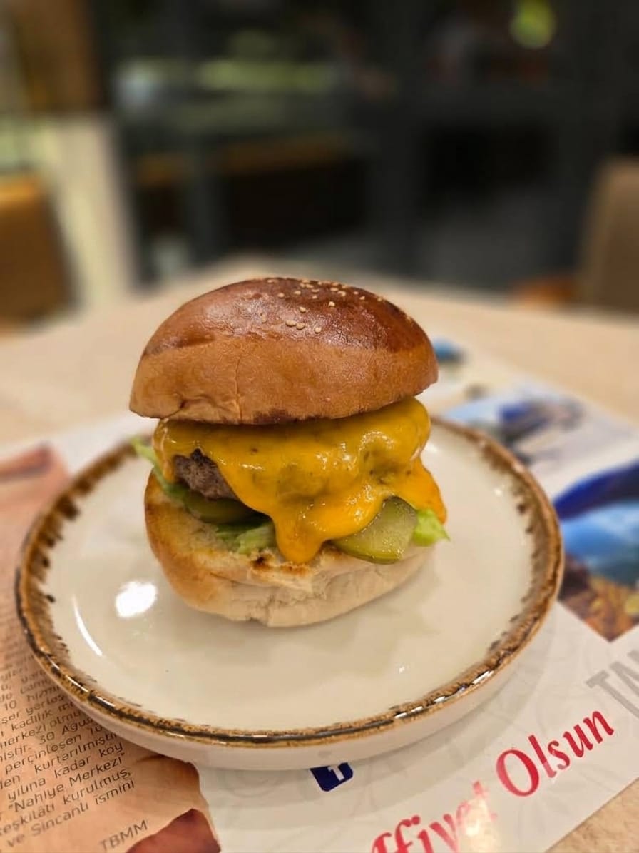 Cheddar Burger