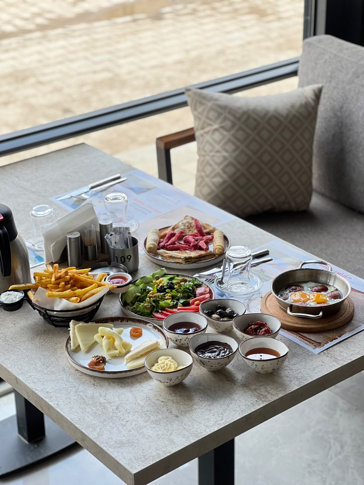 Serpme Kahvaltı (5 kişilik)